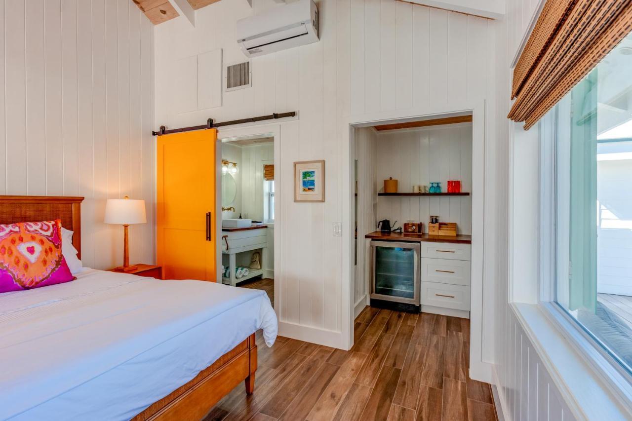 Отель Elbow Reef Hope Town Экстерьер фото