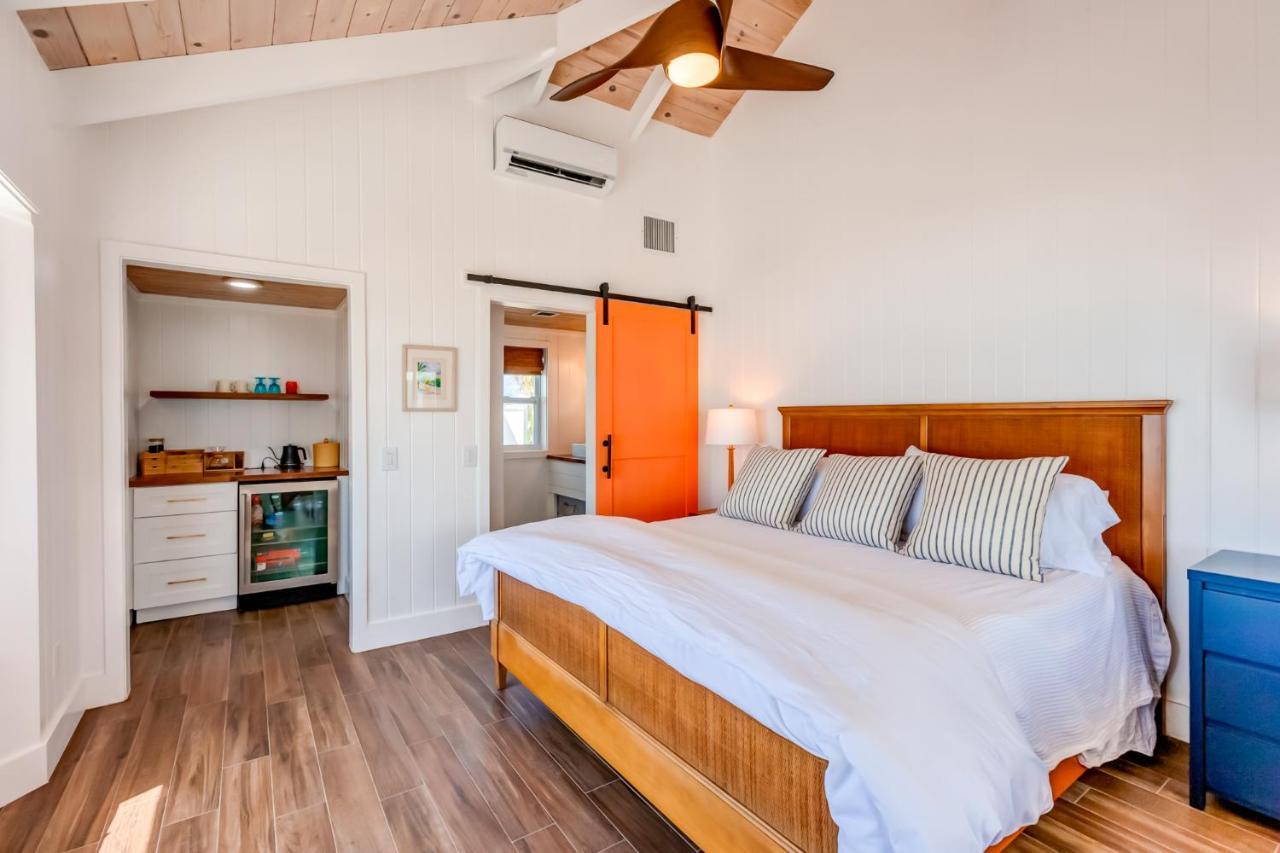 Отель Elbow Reef Hope Town Экстерьер фото
