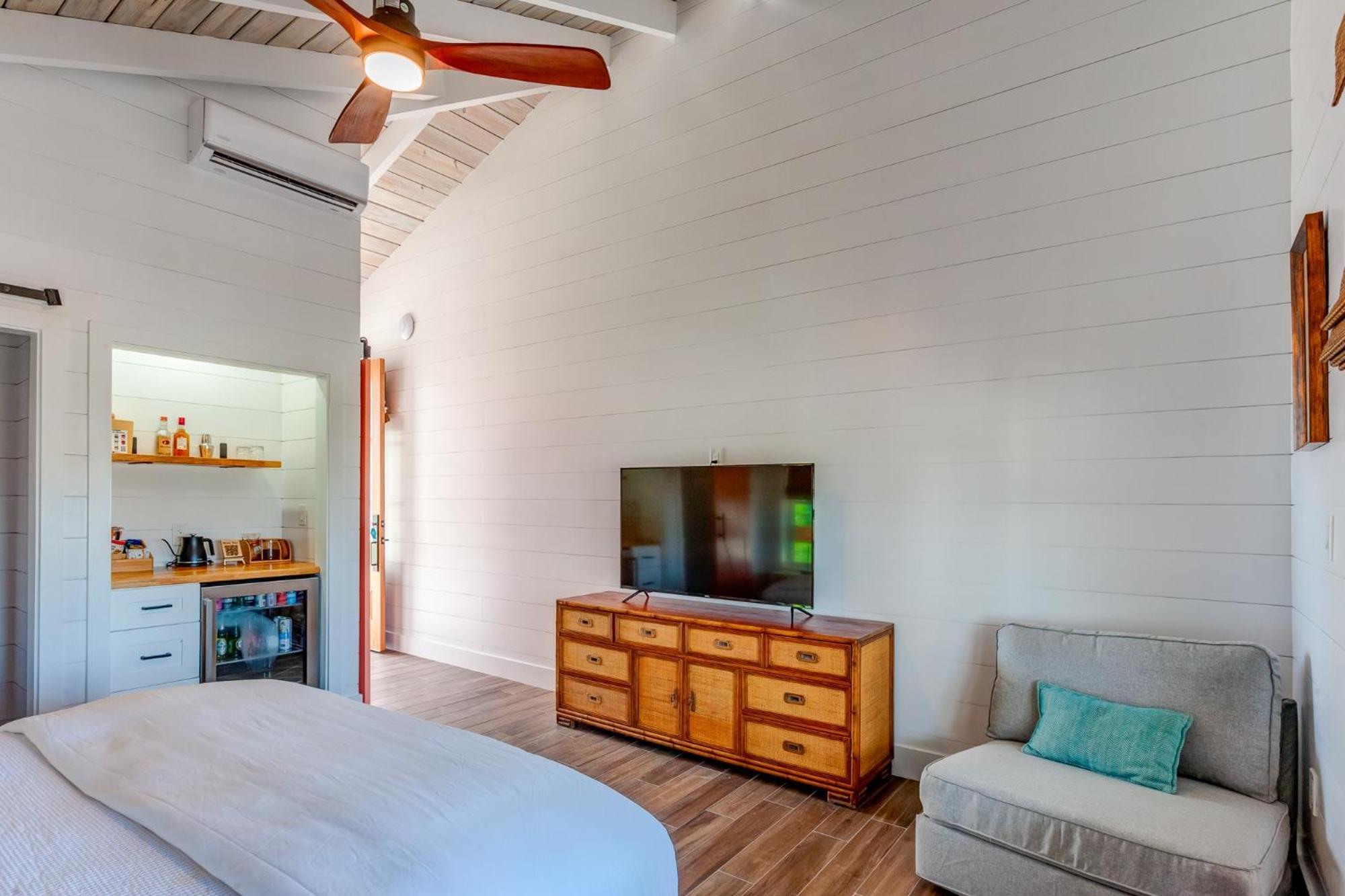 Отель Elbow Reef Hope Town Экстерьер фото